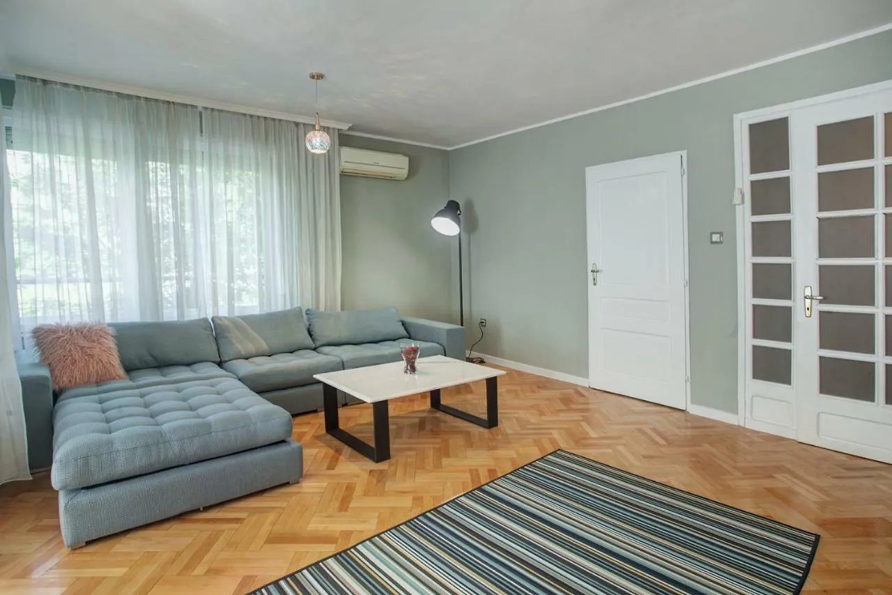 Spacious Flat Close To The American Embassy Apartment Sofia Bulgaria