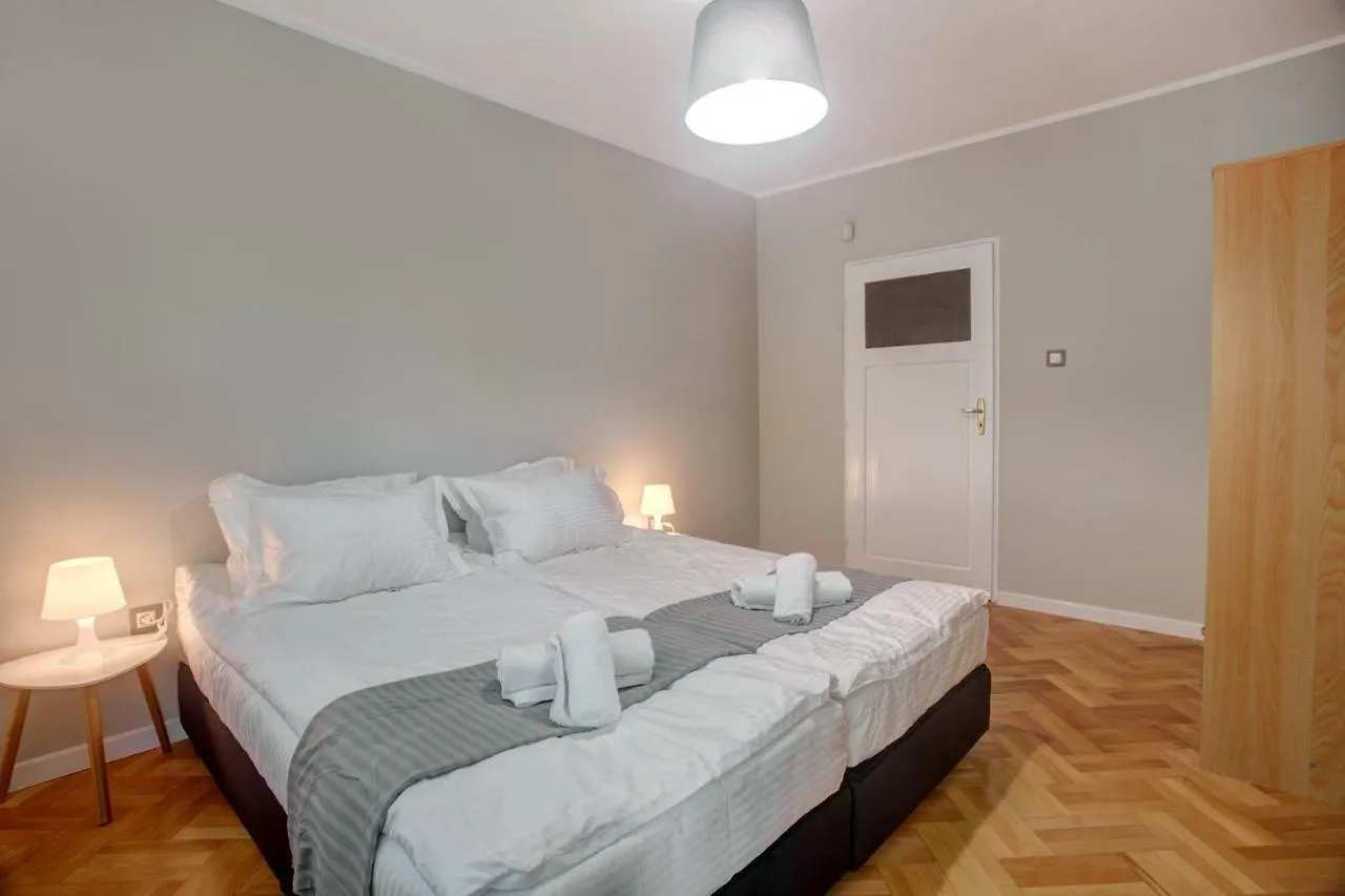 Spacious Flat Close To The American Embassy Apartment Sofia Bulgaria